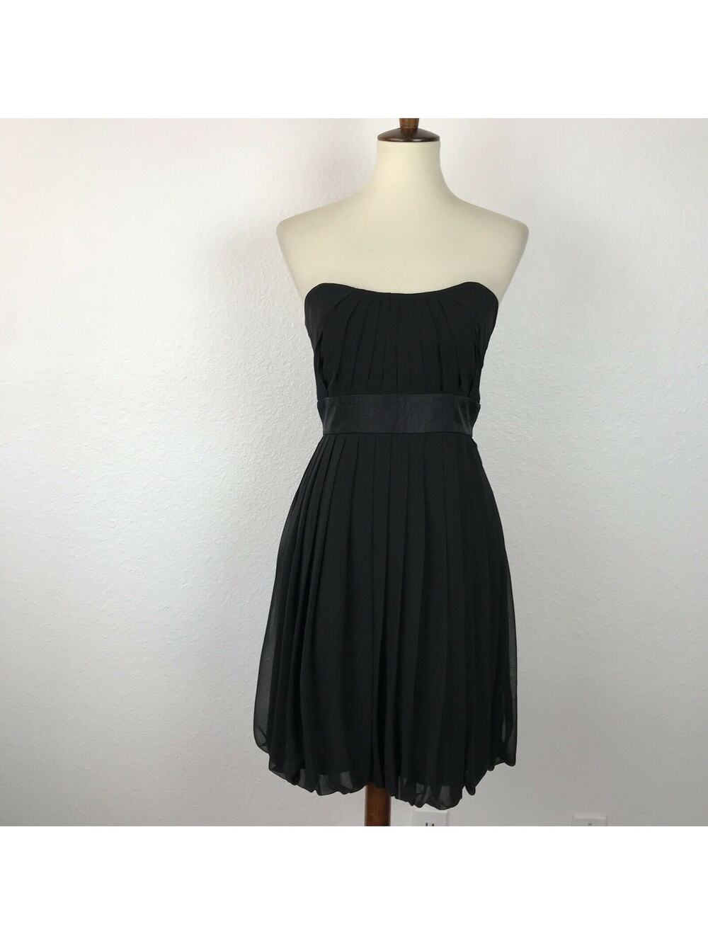 White House Black Market Fit Flare Dress Strapless Bubble Hem Cocktail Party